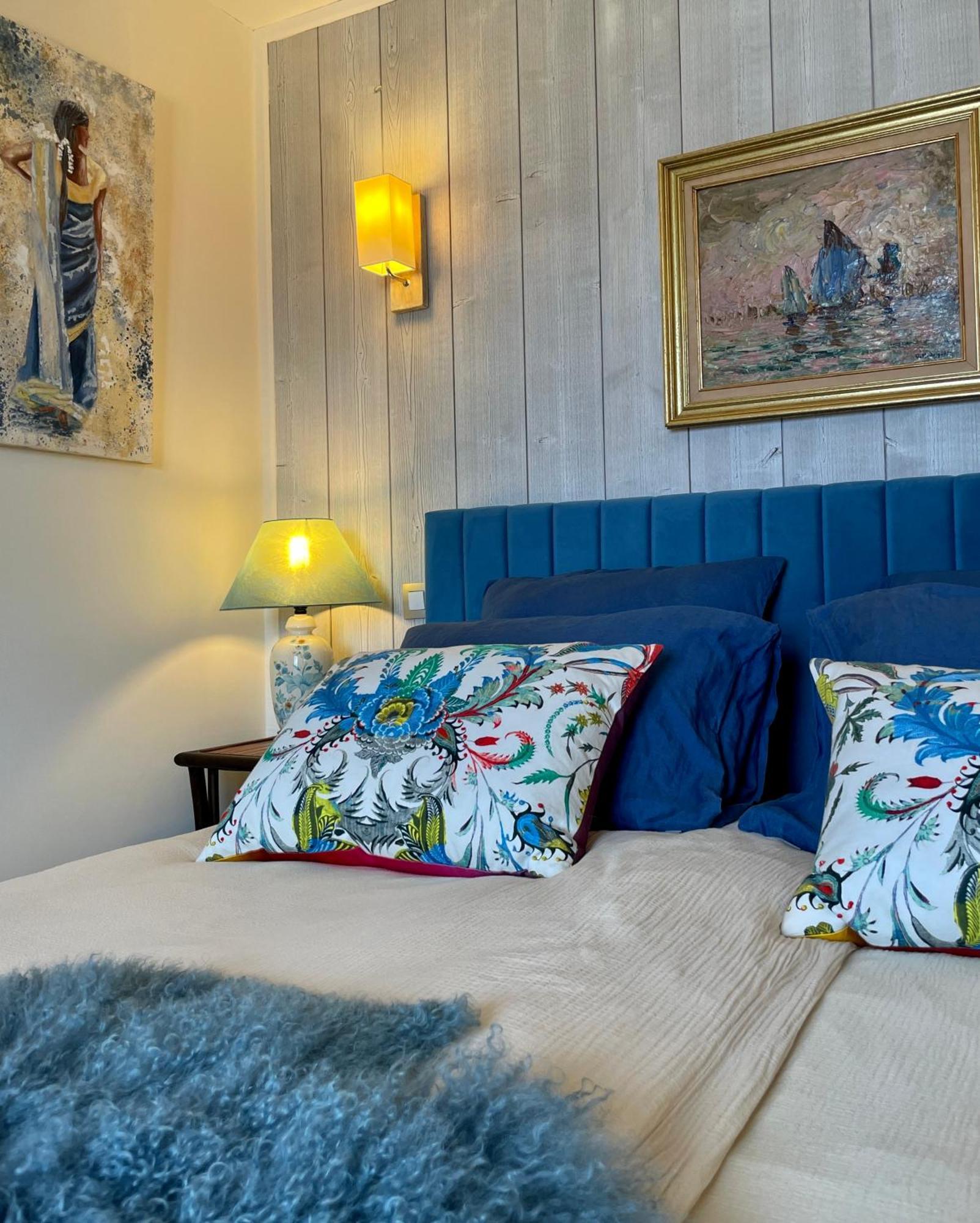 Oms Mas La Marchette B&B 외부 사진